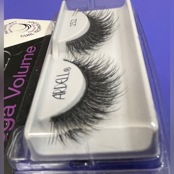 NWT ARDELL #252 MEGA VOLUME 4-pack - Picture 4 of 5